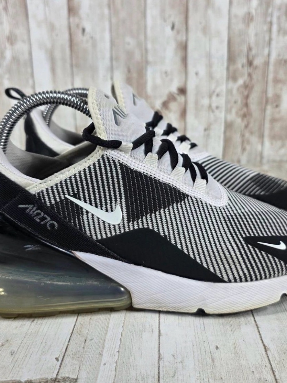 Nike Air 270 Rare black & White